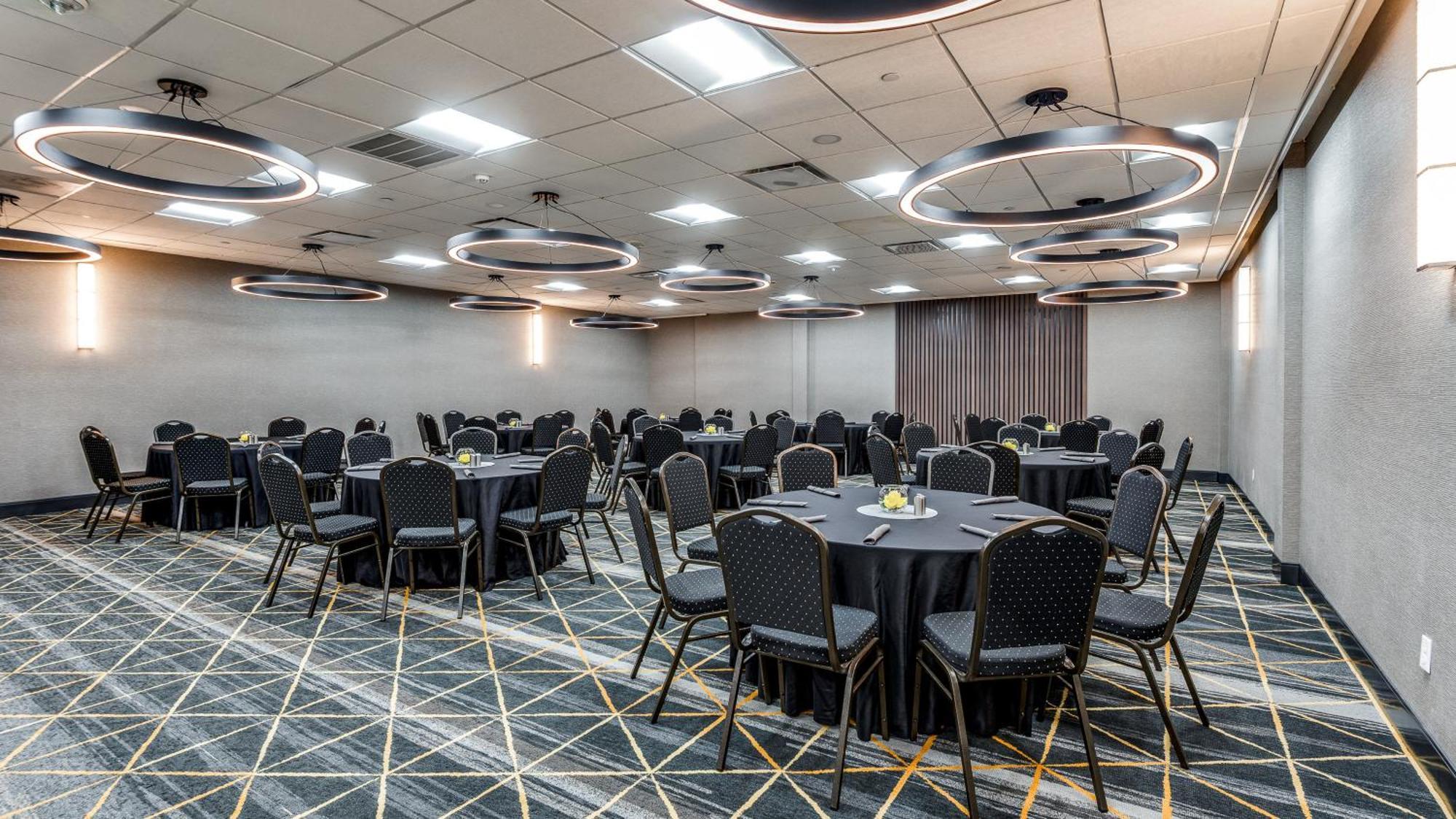 Holiday Inn Dallas Market Ctr Love Field By Ihg Exterior foto
